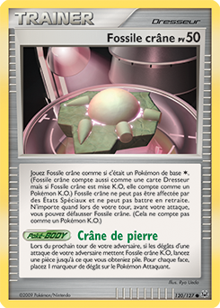120/127 - Fossile crâne — Carte Pokémon Platine 120/127