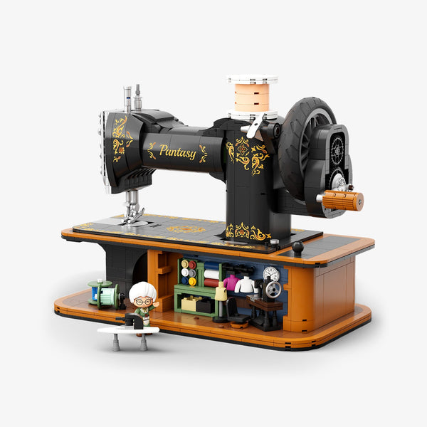 Pantasy - Hand Crank Sewing Machine / Retro Collection