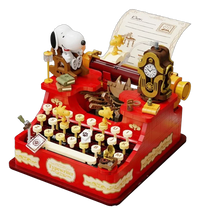 Fermé - Pantasy - Typewriter 1468pcs / Snoopy